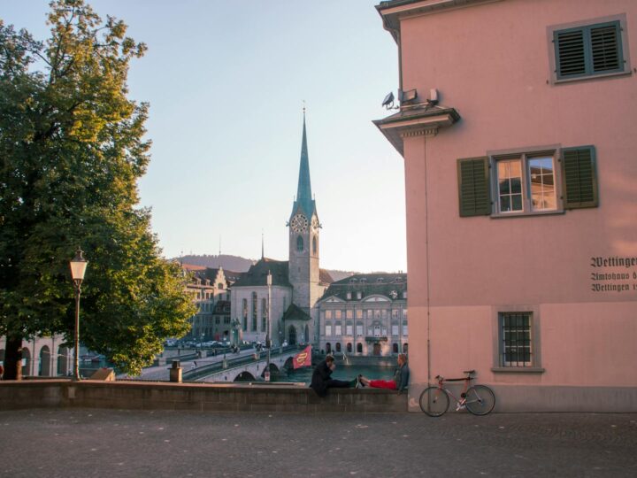 GLOBUS  Grandi magazzini di Zurigo